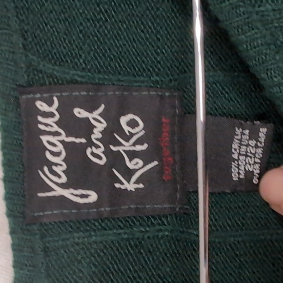 Vintage Jacque and Koko Forest Green Sweater Size 22/24 - Picture 3 of 6